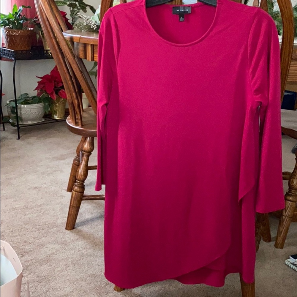 Asymmetrical 3/4 Top